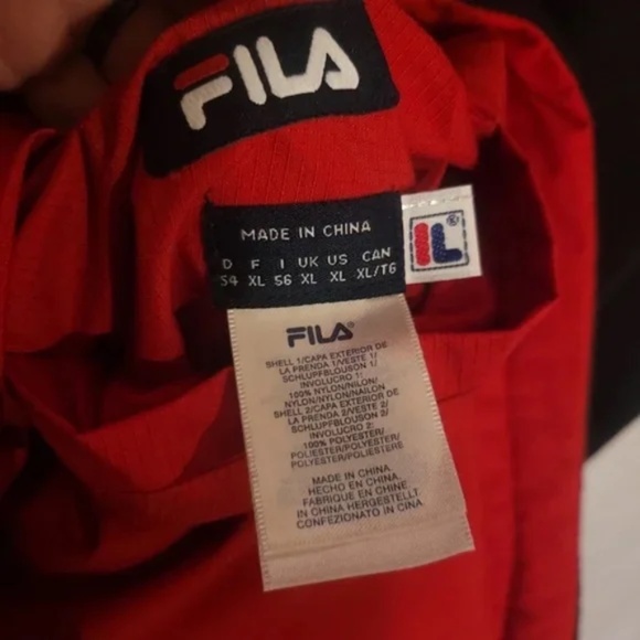 Fila Reversible Zip Up Vest - Picture 7 of 8